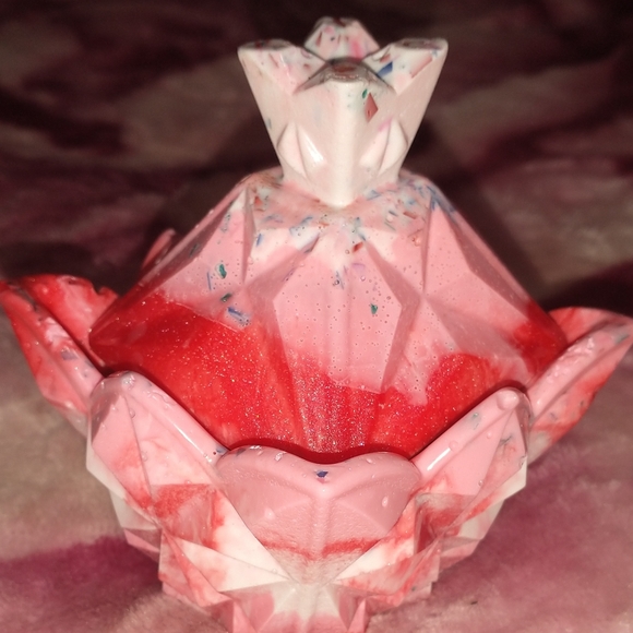 Handcrafted Valentine's jewelry trinket - Picture 1 of 11